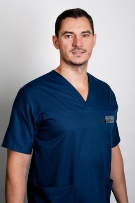 dr n. med.  Kamil Graboń